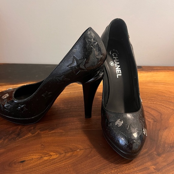 Chanel ‘Star Motif’ Pumps - Very Rare, Beautiful Near New Condition - Picture 3 of 11